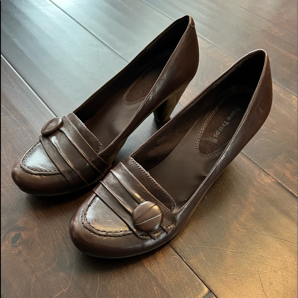 Bare Traps Heels 8‎